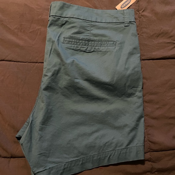 ⏳ NWT Old Navy Shorts - Size 16 - Picture 4 of 5